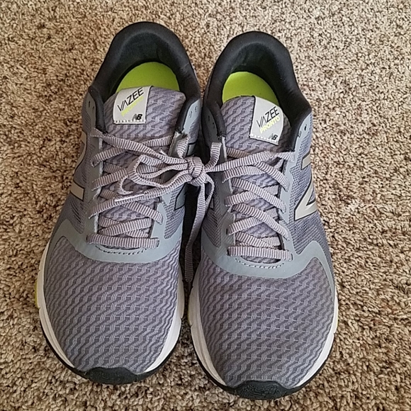 new balance vazee pronto